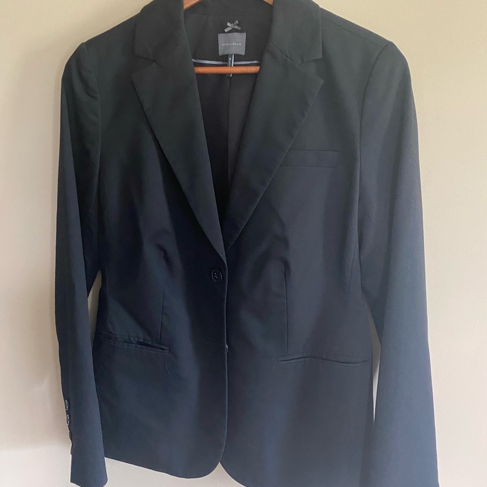 Black blazer with buttons, Size 6